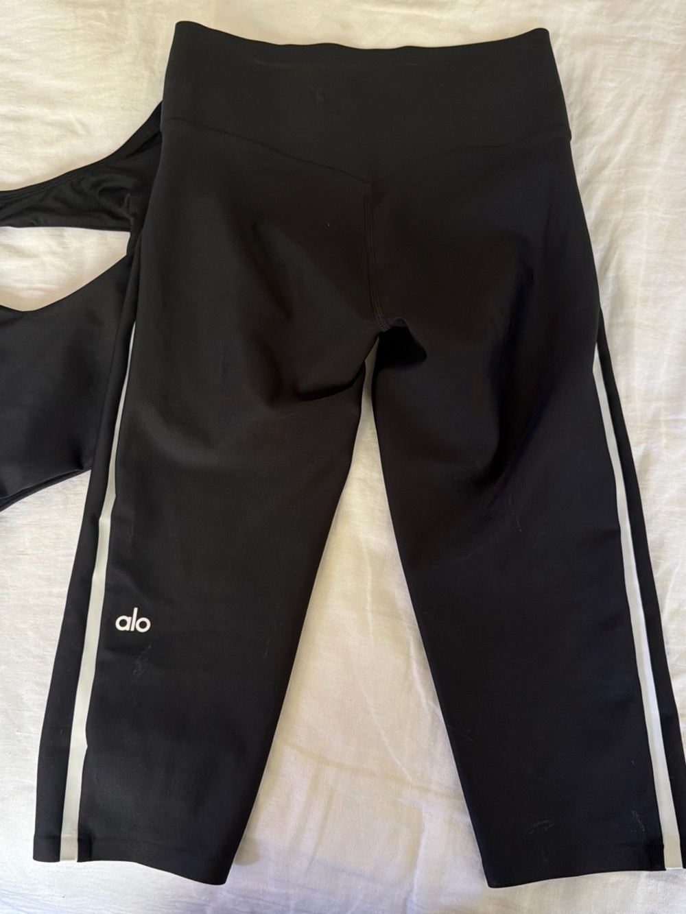 ALO set Black Cropped Leggings with White Side Stripes and bra